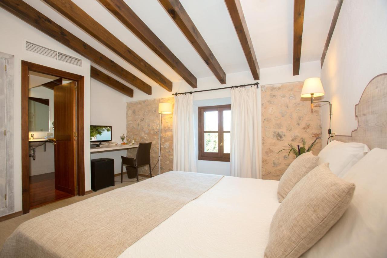 Hotel Monnaber Vell Campanet Pokoj fotografie